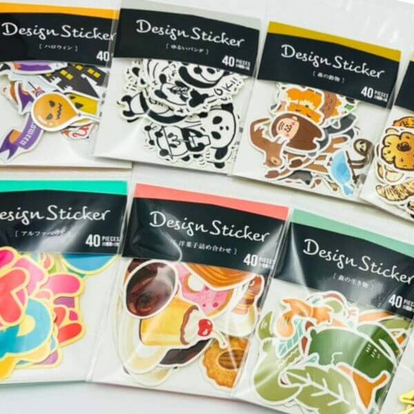 幅広い世代に大人気！フレークシールを作ってみました！